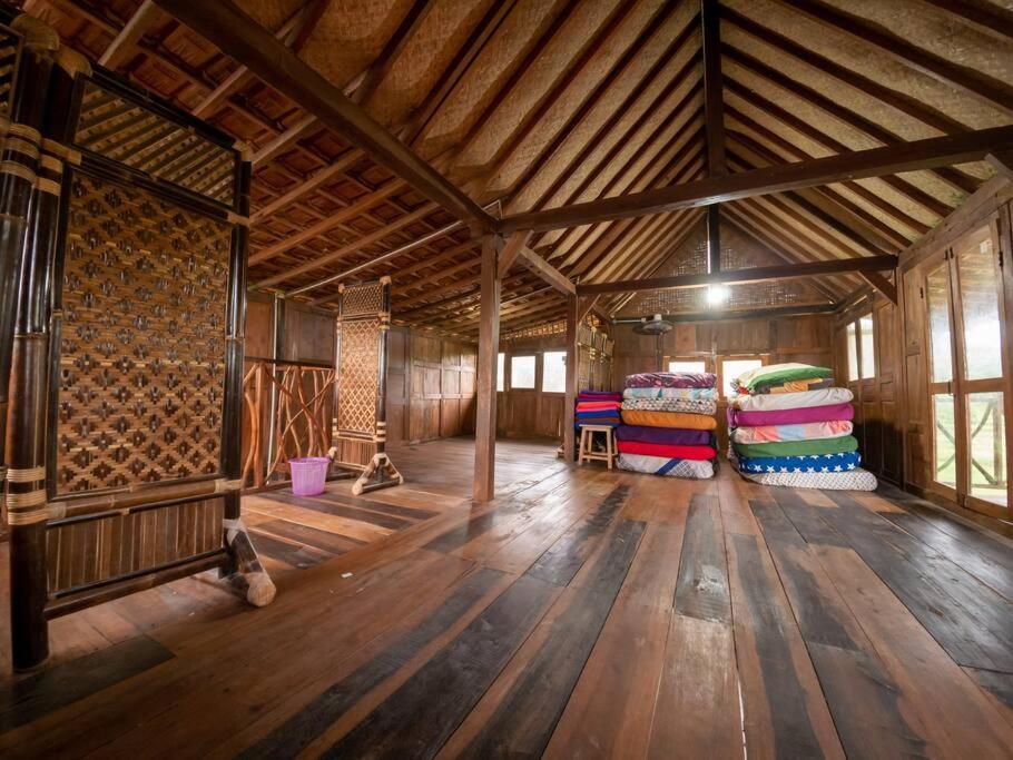 Villa Watu Kodok - Villa Located Close To The Beach Baron Extérieur photo