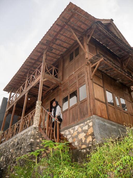 Villa Watu Kodok - Villa Located Close To The Beach Baron Extérieur photo