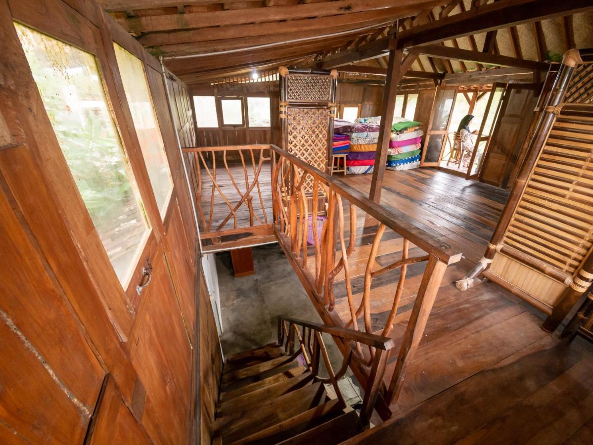 Villa Watu Kodok - Villa Located Close To The Beach Baron Extérieur photo